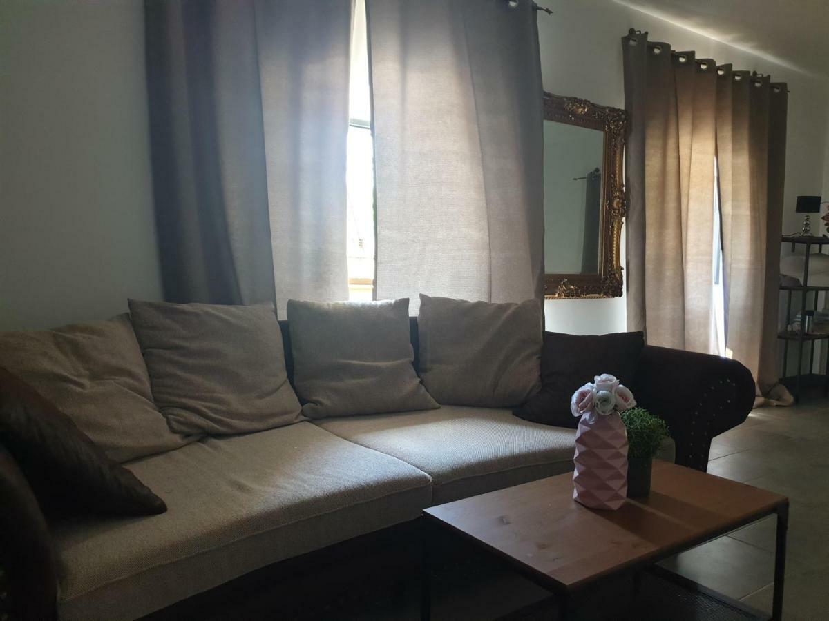 הוילה טריבאלי Art House 1800 מראה חיצוני תמונה